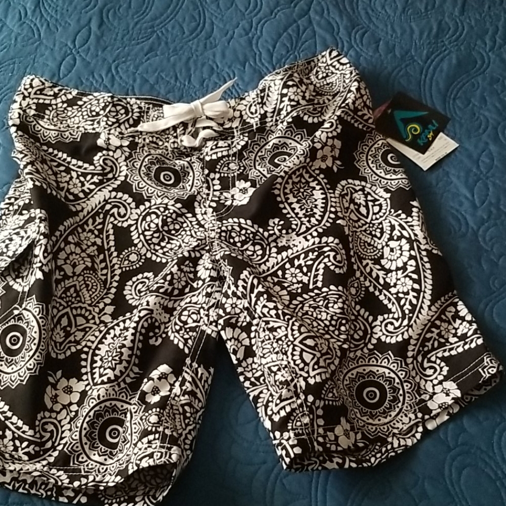 NWT Kanu Womens Surf Shorts 10